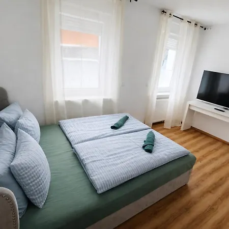 Lägenhet 2-zimmer-wohnung An Der Mosel Mit Terasse